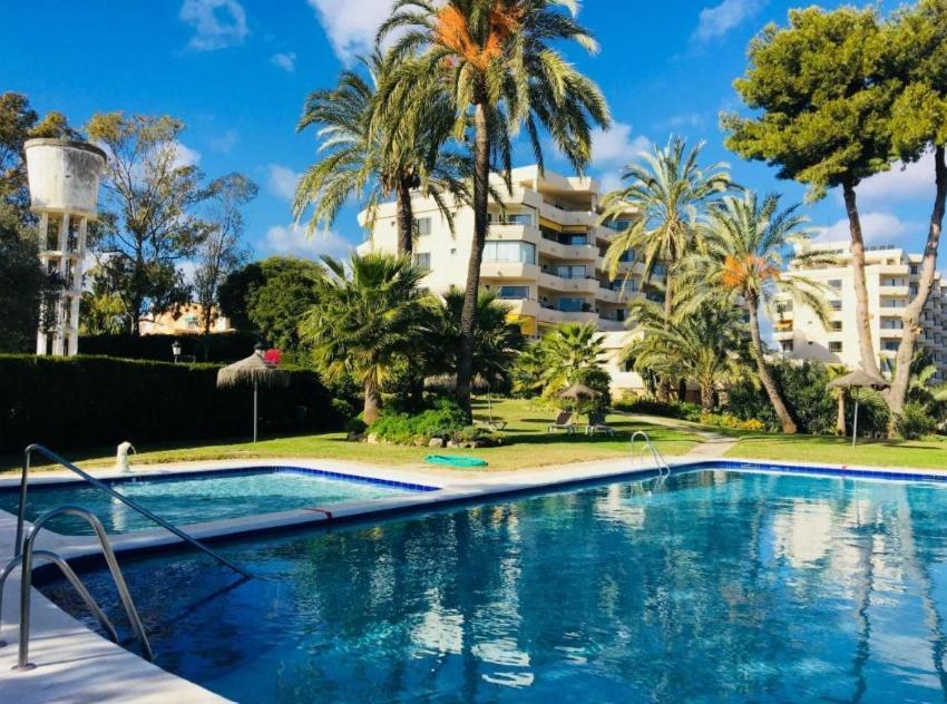 Habitacion Deluxe Con Bano Privado En Atalaya Apartagolf, Estepona Exterior foto