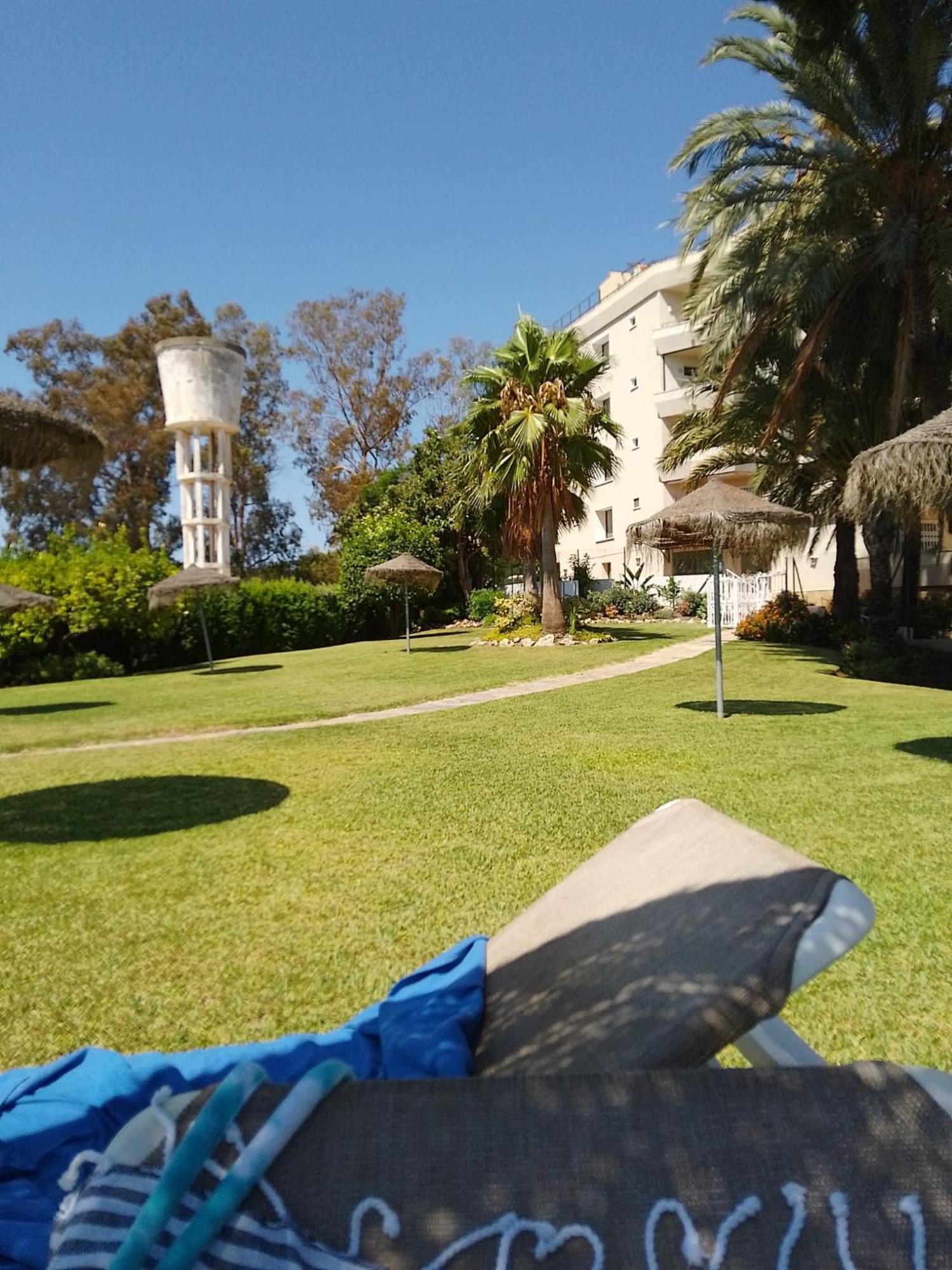 Habitacion Deluxe Con Bano Privado En Atalaya Apartagolf, Estepona Exterior foto